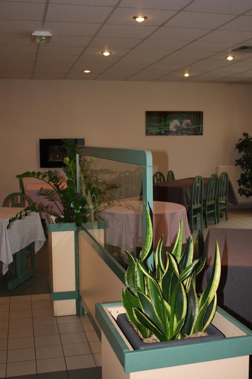 Montalieu-Vercieu Hotel Vallee Bleue מראה חיצוני תמונה