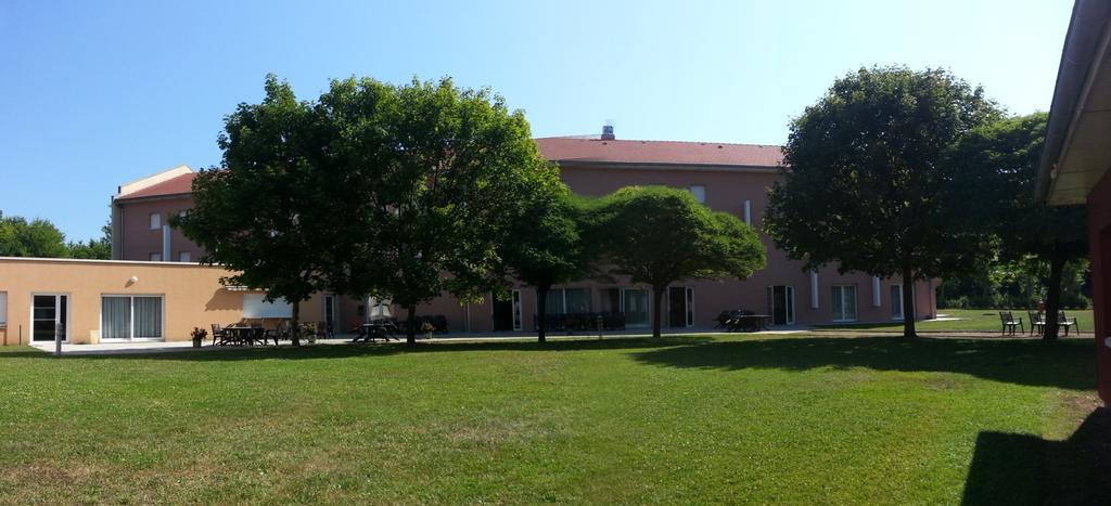 Montalieu-Vercieu Hotel Vallee Bleue מראה חיצוני תמונה